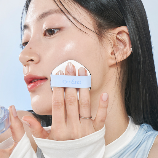 ROM&ND Bare Water Cushion (Acabado Glowy)