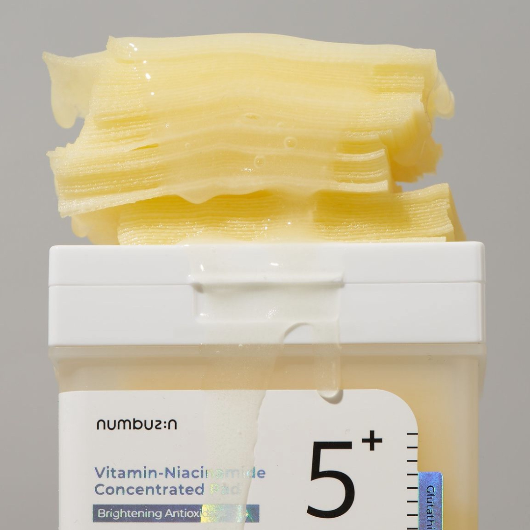 NUMBUZIN No. 5 Vitamin-Niacinamide Concentrated Toner Pad (Ilumina y Minimiza Poros)