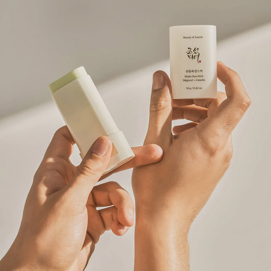 BEAUTY OF JOSEON Matte Sun Stick: Mugwort + Camelia SPF50 PA++++